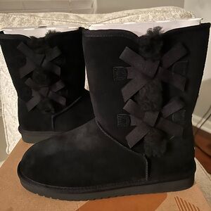 Women’s Koolaburra by Ugg boots
Black
Size 9